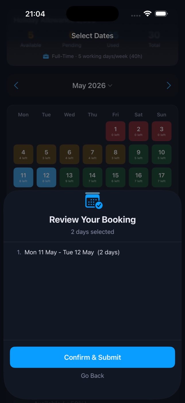 Booking confirmation screen showing the selected dates, total days requested and a green availability indicator before final submission.